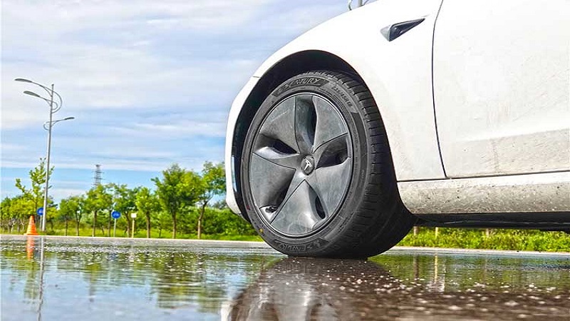 Sentury разработала шины для электрокаров